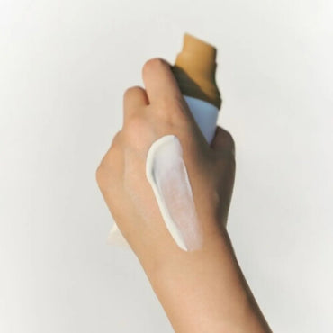 skin1004-madagascar-centella-air-fit-suncream-light-SPF30-PA-color