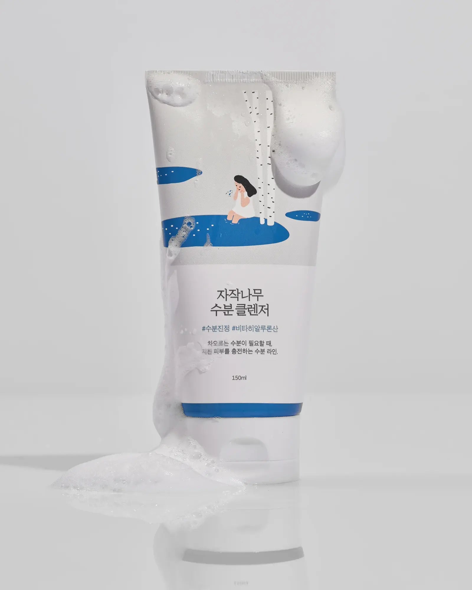 ROUNDLAB-Birch-Juice-Moisturizing-Cleanser-150ml-02_29ffd80c-77cf-41f6-bd98-4ca2fad5c43d